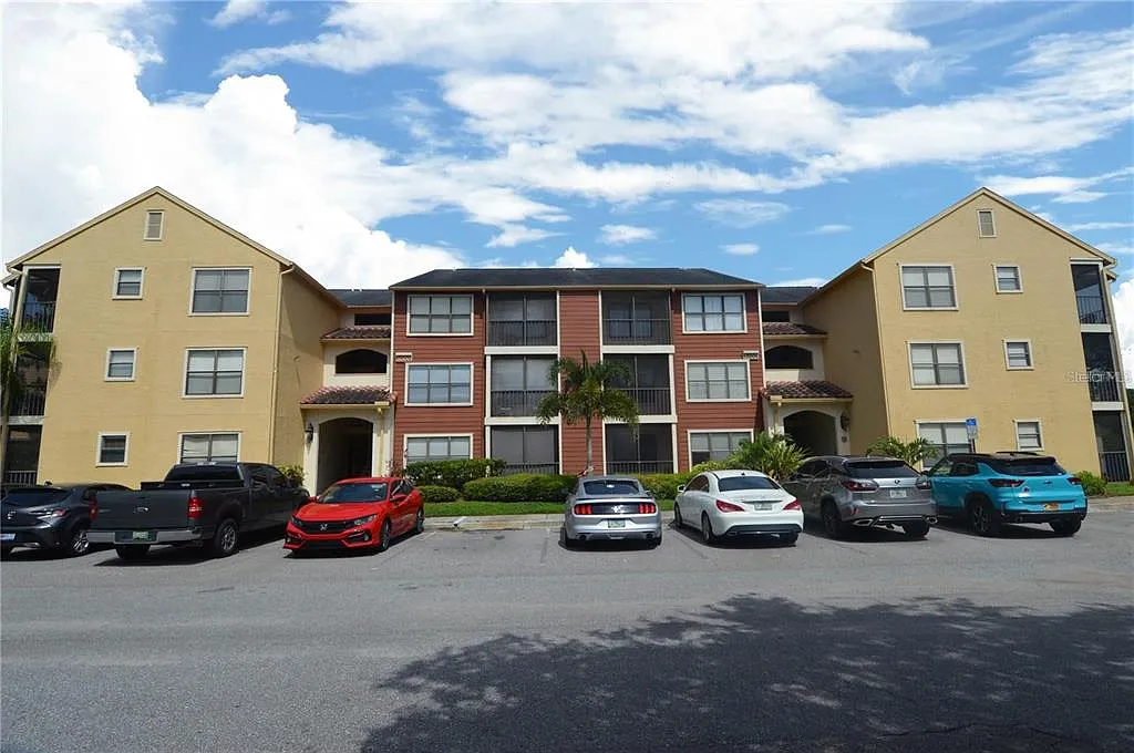 1 bed, 1.0 bath, 665 sqft, $2,000 — Photo 3
