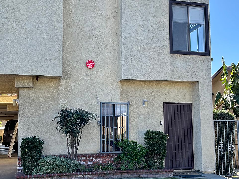 Front door to Apt 102