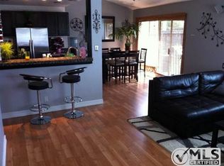 525 Smoketree Gln, Escondido, CA 92026