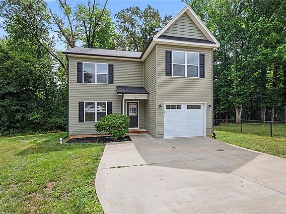 2nd image of 138 Gumtree Ct