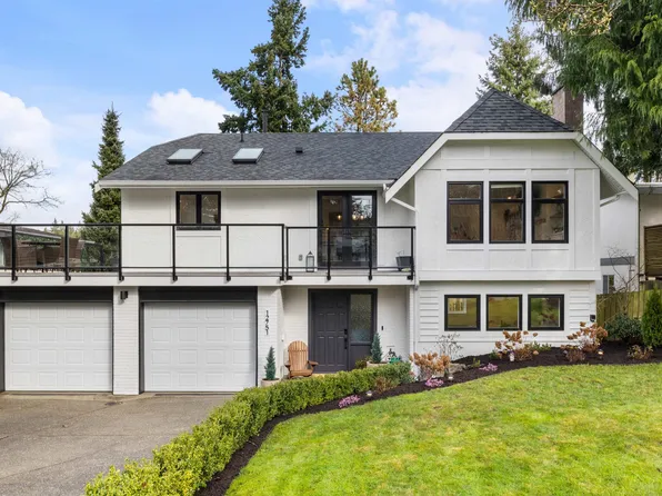 12751 27a Ave, Surrey, BC V4A 2N5