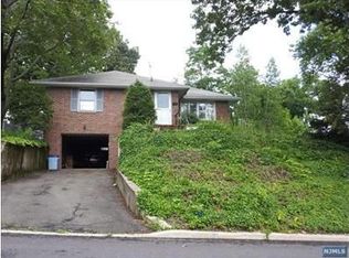 153 7th St, Wood Ridge, NJ 07075