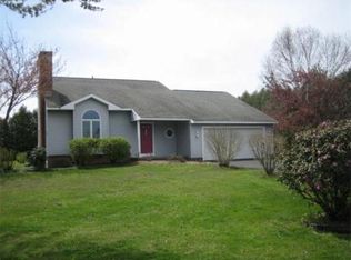 31 Howard Hepburn Dr, Sunderland, MA 01375