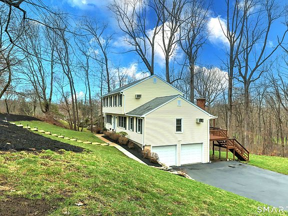 3rd image of 66 Sunset Hill Drive