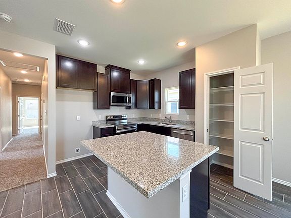4th image of 5722 St Dominic Dr
