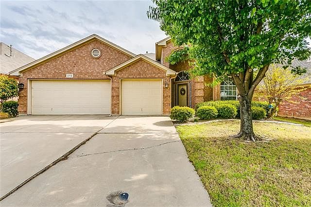 1st image of 2716 Gray Rock Dr