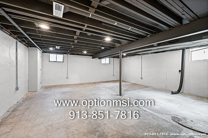 9401 Outlook Dr — Photo 26