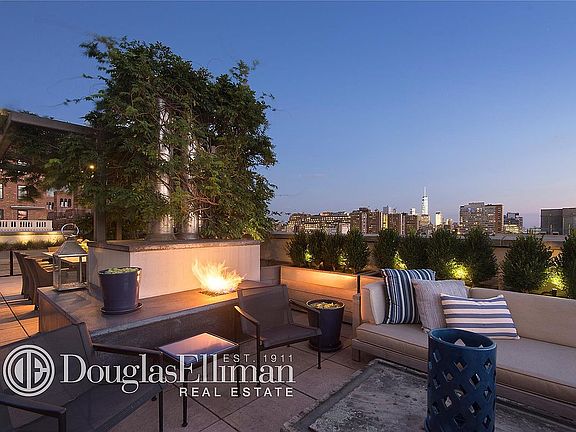 2nd image of 231 10th Ave Unit Penthouse 4