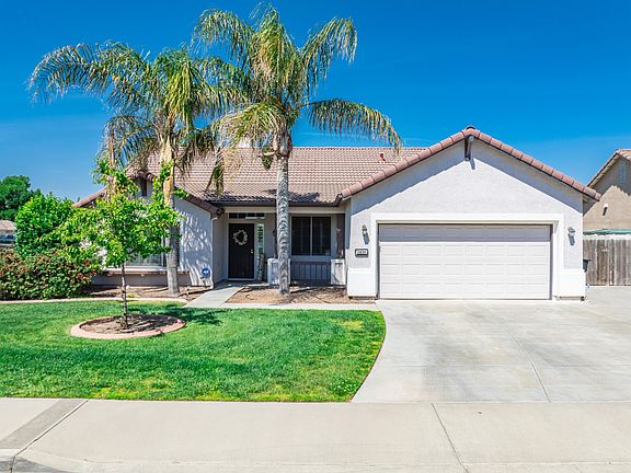 2nd image of 2804 Plum Lane