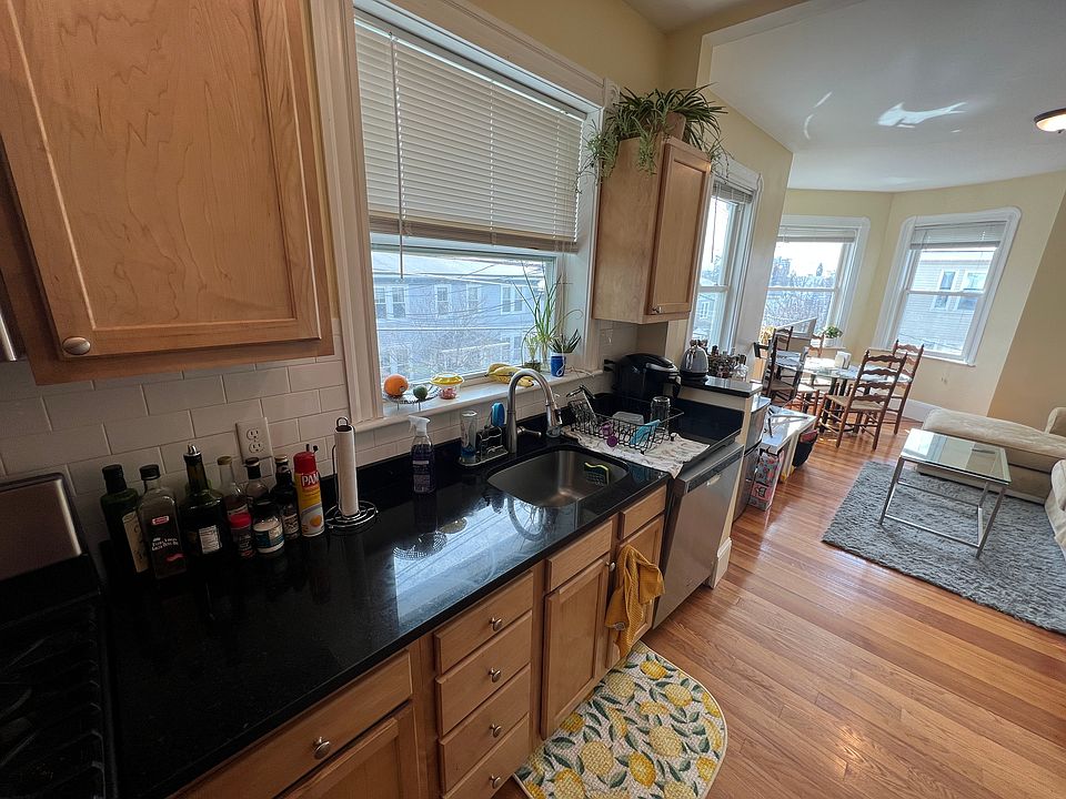 1st image of 17 Lowell St #2