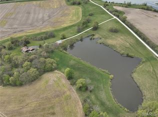 12053 212th St, La Belle, MO 63447