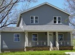 1400 S 104th St, Edwardsville, KS 66111