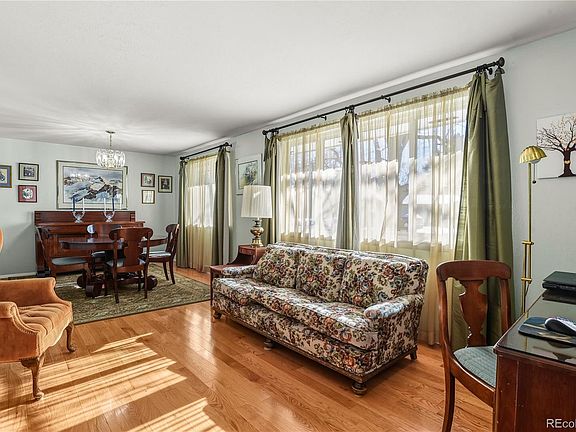 3rd image of 4435 E Hinsdale Place