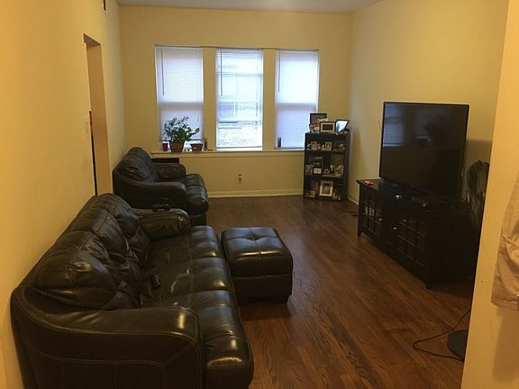 2nd image of 2120 N Richmond St APT 2