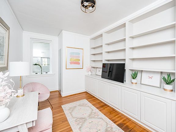 2nd image of 2934 Rivermont Ave APT 13