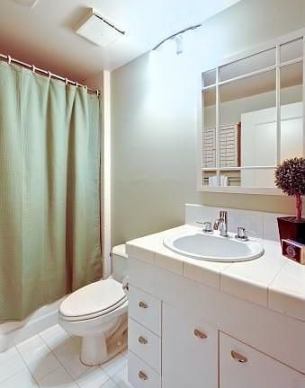 5th image of 650 Chestnut St APT 106