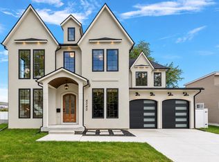 4240 Mandalay Ave, Royal Oak, MI 48073