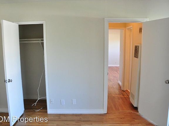 5th image of 4122 W 2nd St APT 3
