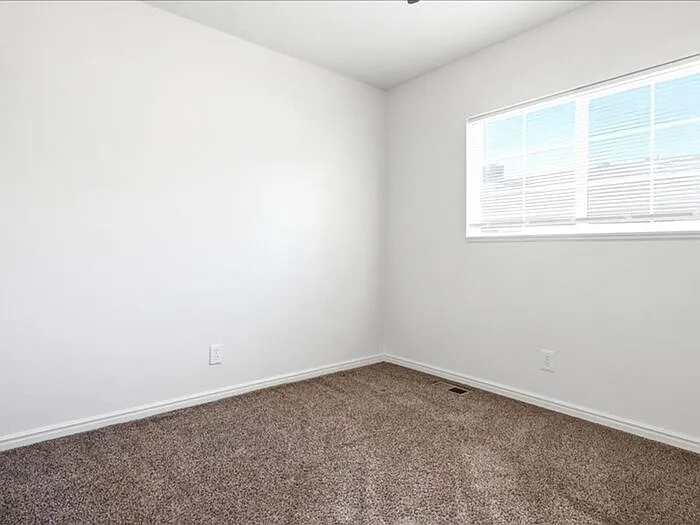 3235 W Brynwood Pine Bay — Photo 14