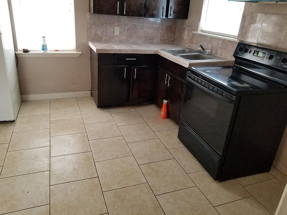 1st image of 1008 N 4th Ave