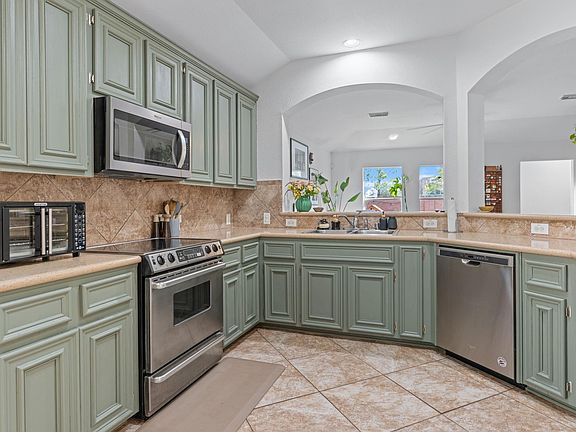 5th image of 12304 Shady Brook Drive