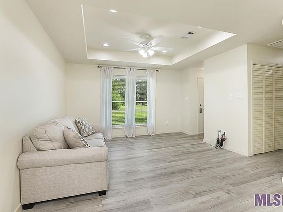5th image of 40457 Chateau Ave