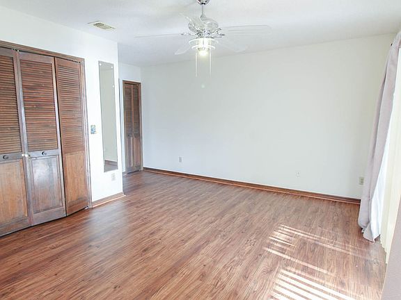 5th image of 3330 Chatsworth Ln