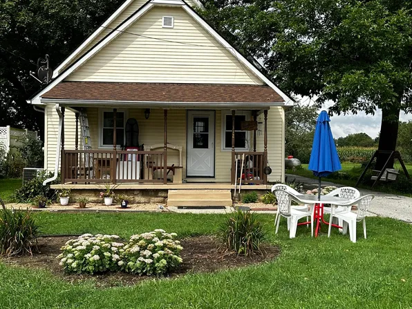 312 S Main St, Fillmore, IN 46128