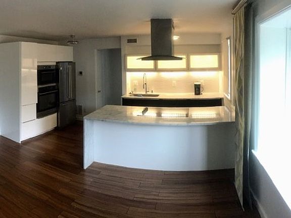 5th image of 822 S Arlington Mill Dr #2-104