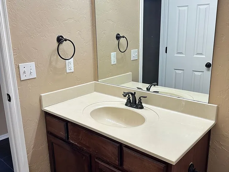 4816 SW Malcom Rd — Photo 14