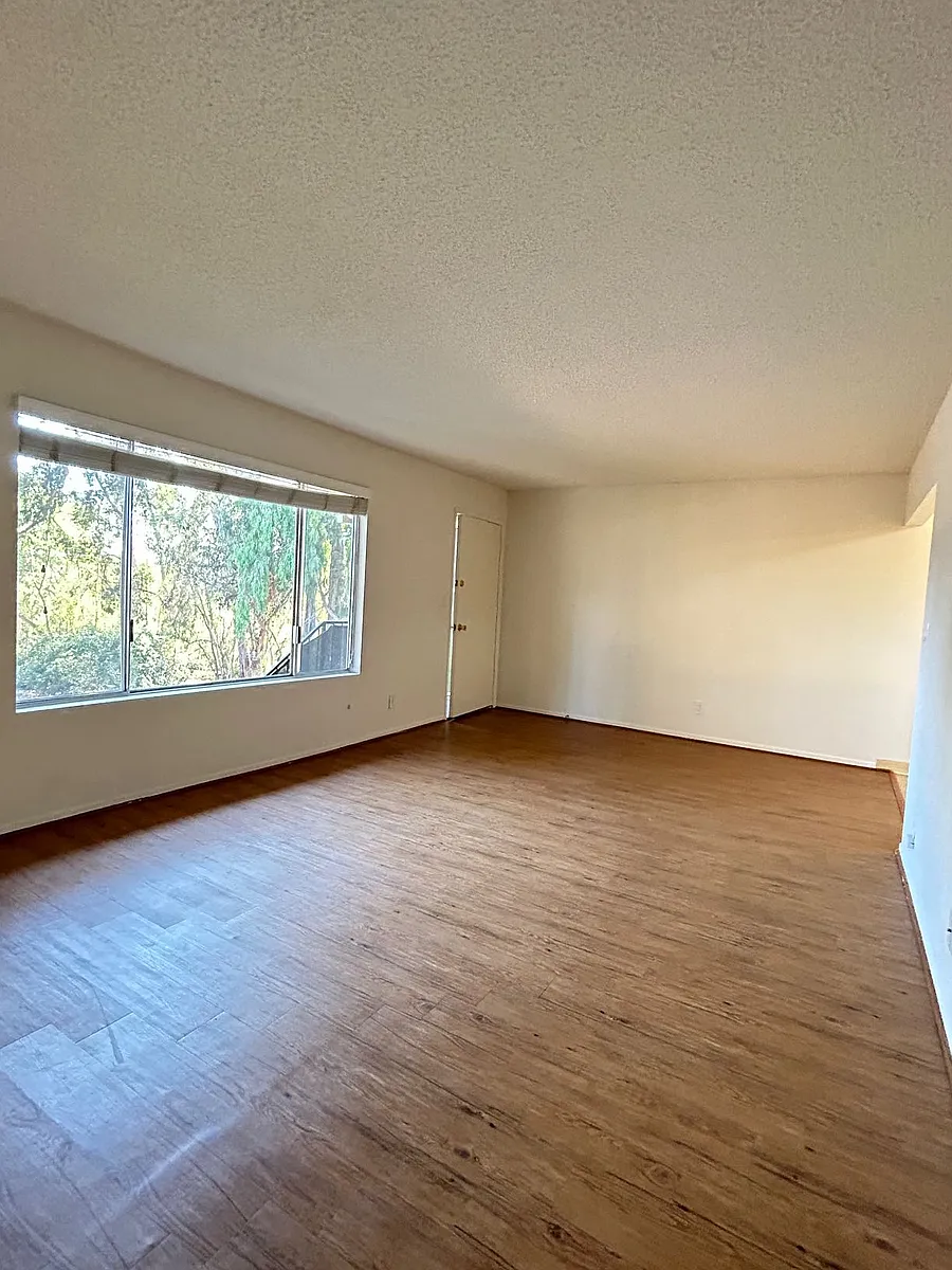 Building Photo - 450 Ellwood Beach Dr #13