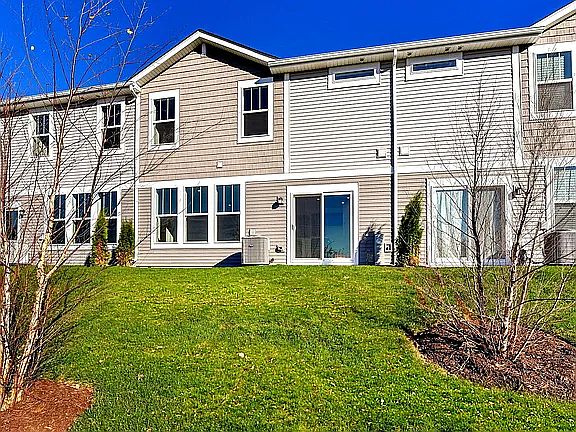 3rd image of 15238 S Hepworth Pl #1