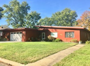 901 Chambers St, Ottawa, IL 61350