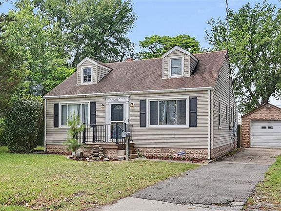 3rd image of 1531 Aspin St