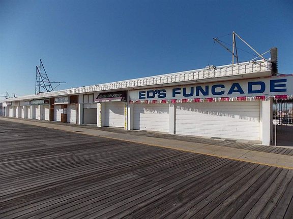 2nd image of 2008 Boardwalk
