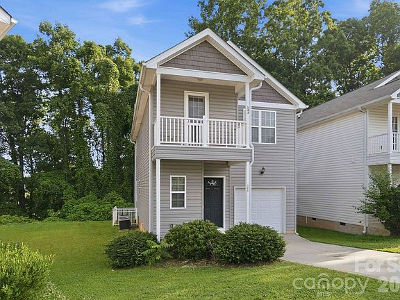 2nd image of 143 High Bluff Cir