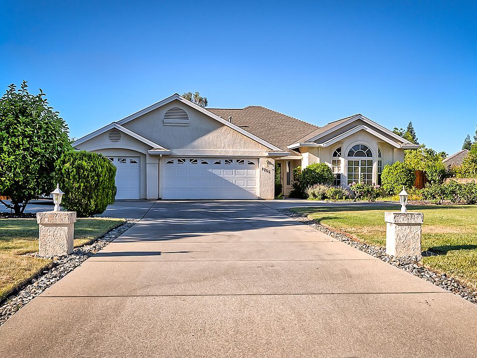1st image of 1755 Kingswood Way