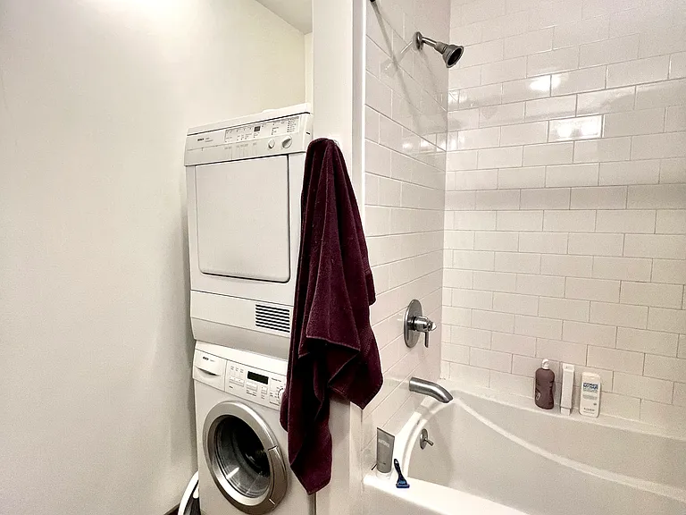 40 Fay St #207 — Photo 8
