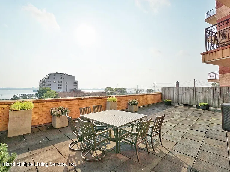 155 Bay St #2C — Photo 19