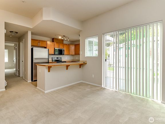 5th image of 21230 40th Way S #E