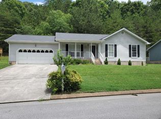 5214 Darrowby Dr, Ooltewah, TN 37363