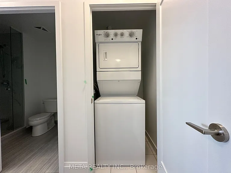 105 Oneida Cres #2710 — Photo 6