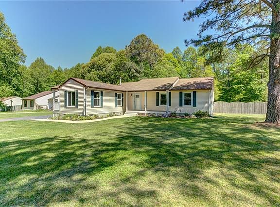 4th image of 134 Racefield Dr