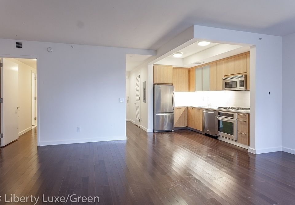 1st image of 200 N End Ave APT 4M