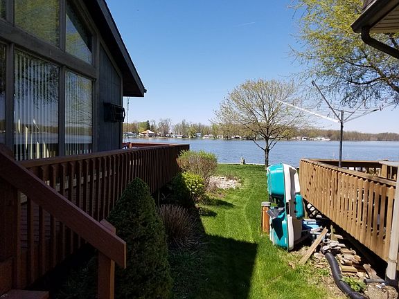 Right Side looking toward la