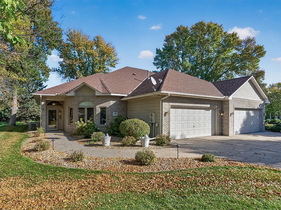 1st image of 12166 Bluebird Cir NW