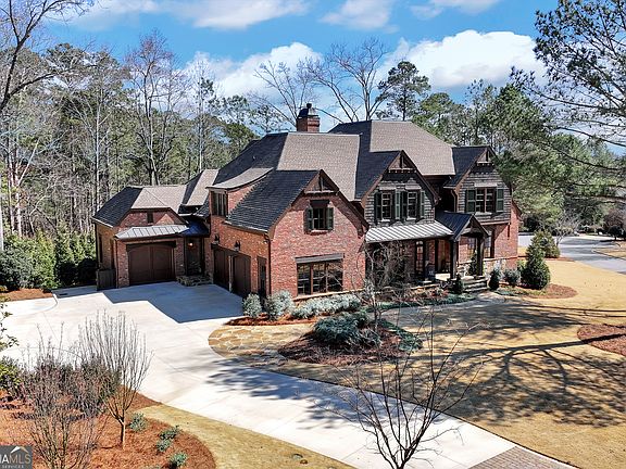 4th image of 902 Little Darby Ln