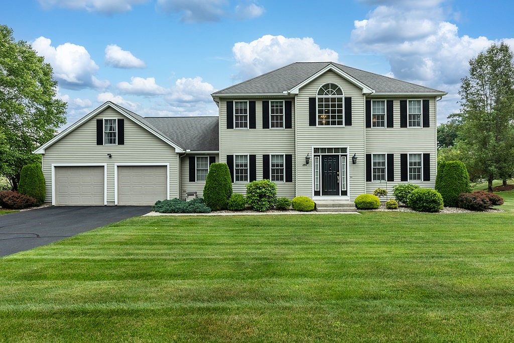 290 Ventura St, Ludlow, MA 01056 Zillow