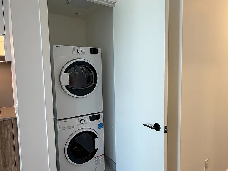91 Montclair Ave #710 — Photo 16