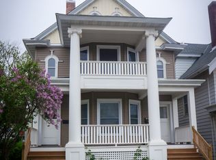 330-332 N 12th Ave E, Duluth, MN 55802